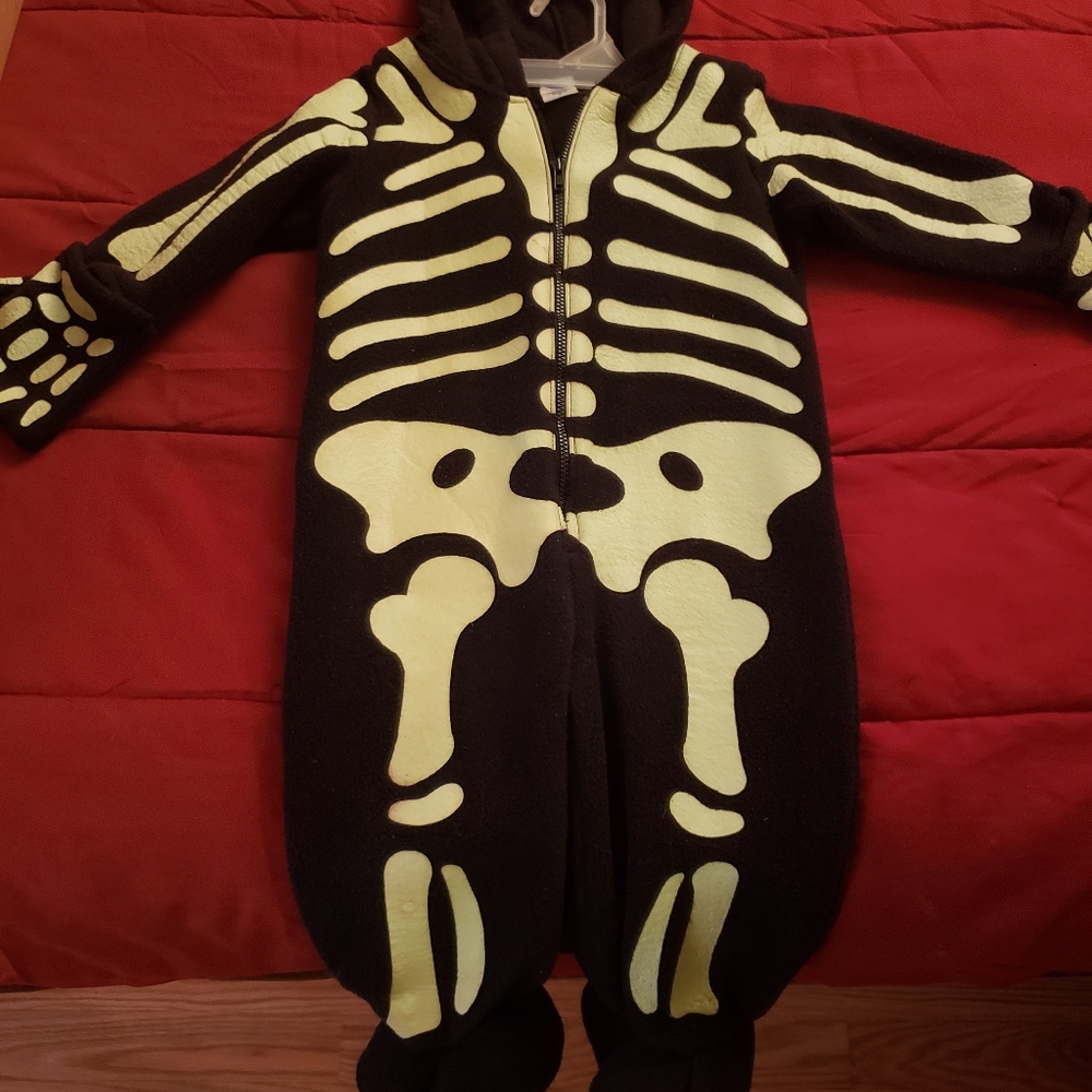 12-18months old navy glow in the dark custome